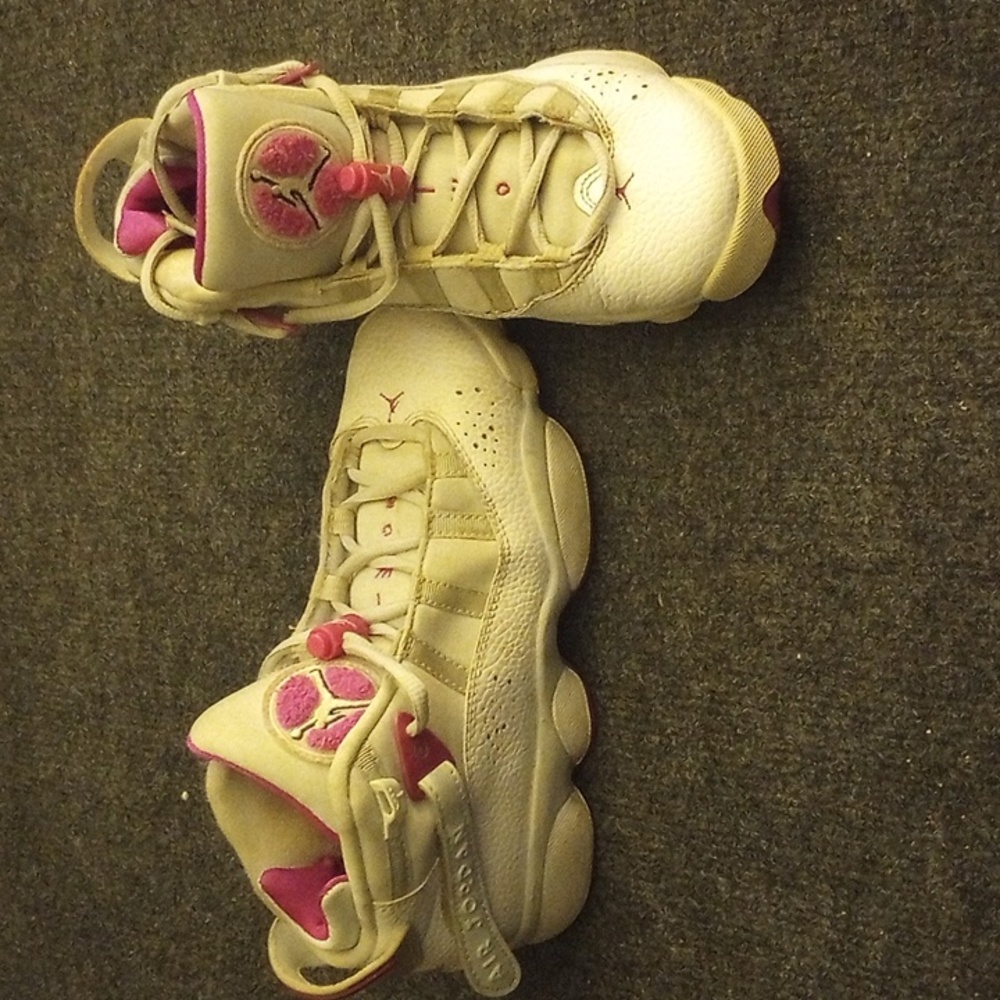 Nike Air Jordan 6 Rings Platinum Fuchsia Sneakers